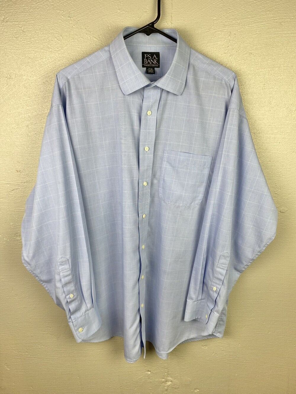 Jos. A. Bank Men’s Blue Plaid Travelers Button Up Shirt Size 17-34 100% Cotton
